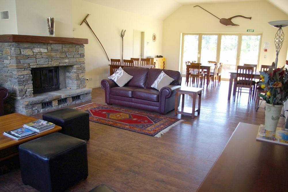Maple Lodge Luxury Bed & Breakfast Albert Town Luaran gambar