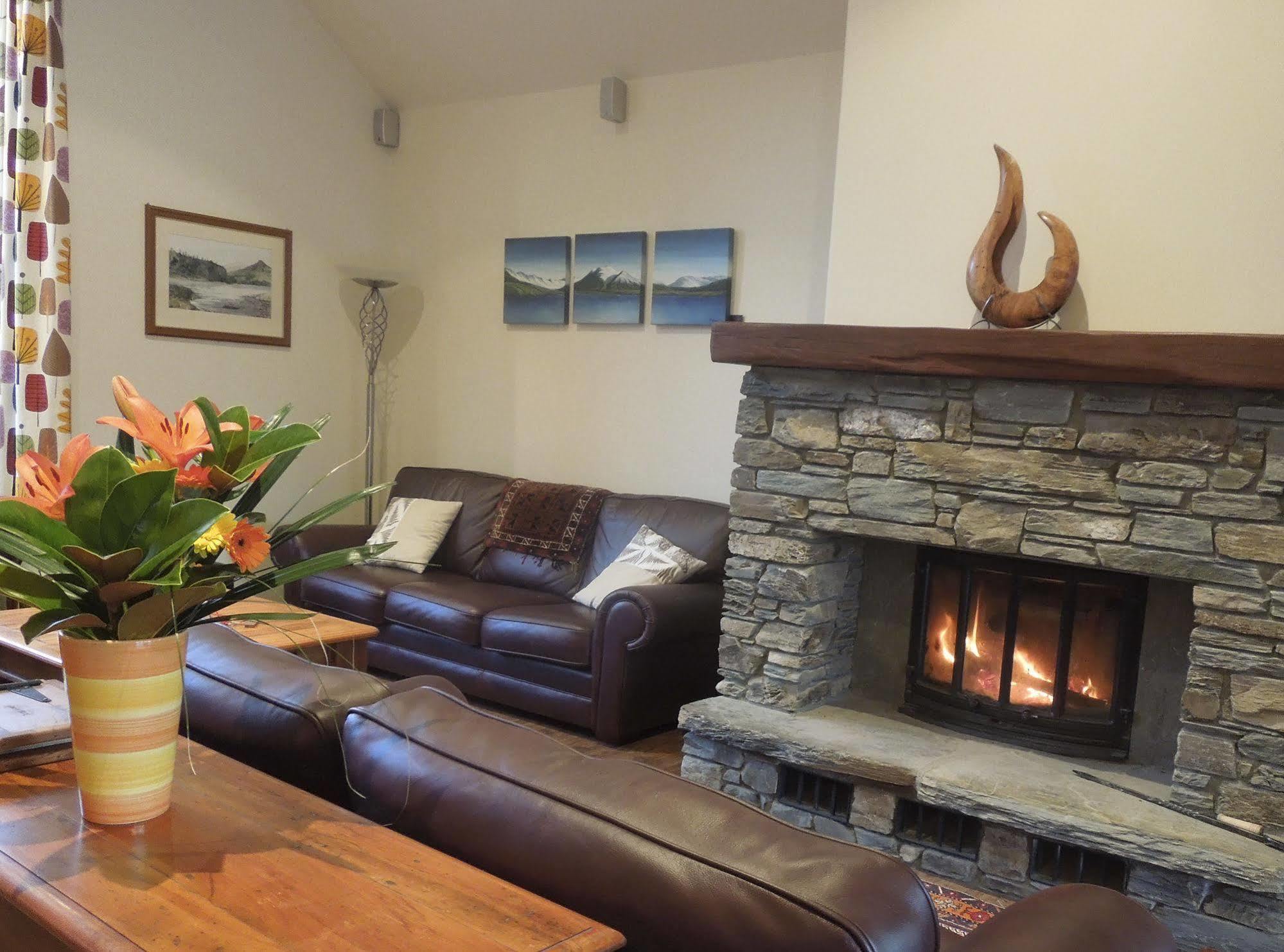 Maple Lodge Luxury Bed & Breakfast Albert Town Luaran gambar