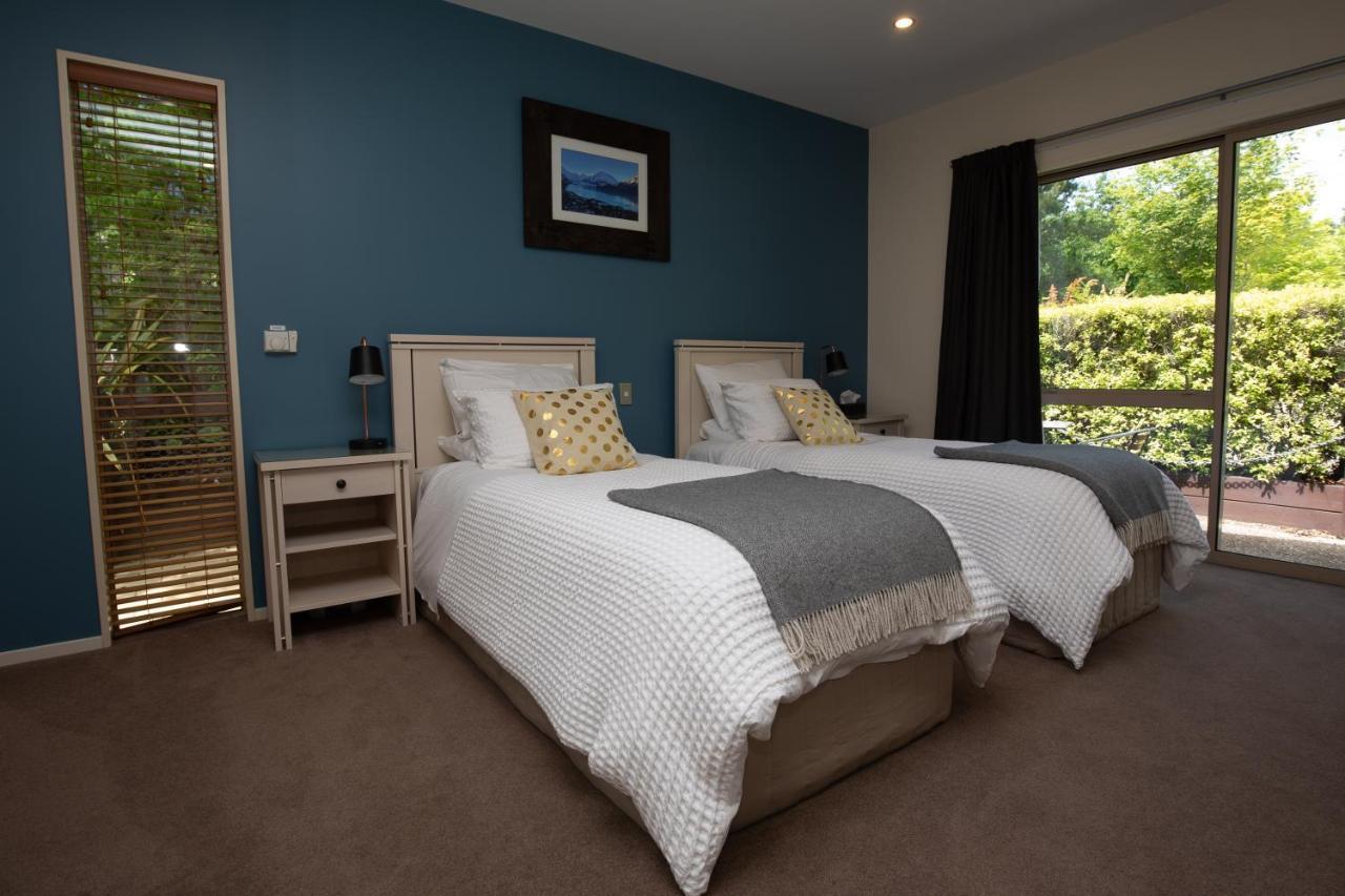 Maple Lodge Luxury Bed & Breakfast Albert Town Luaran gambar